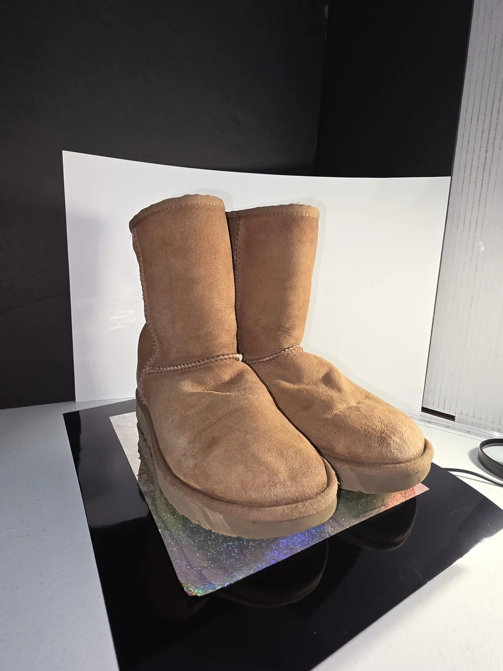 UGG Classic Short II Chestnut Suede Winter Boots Size 7